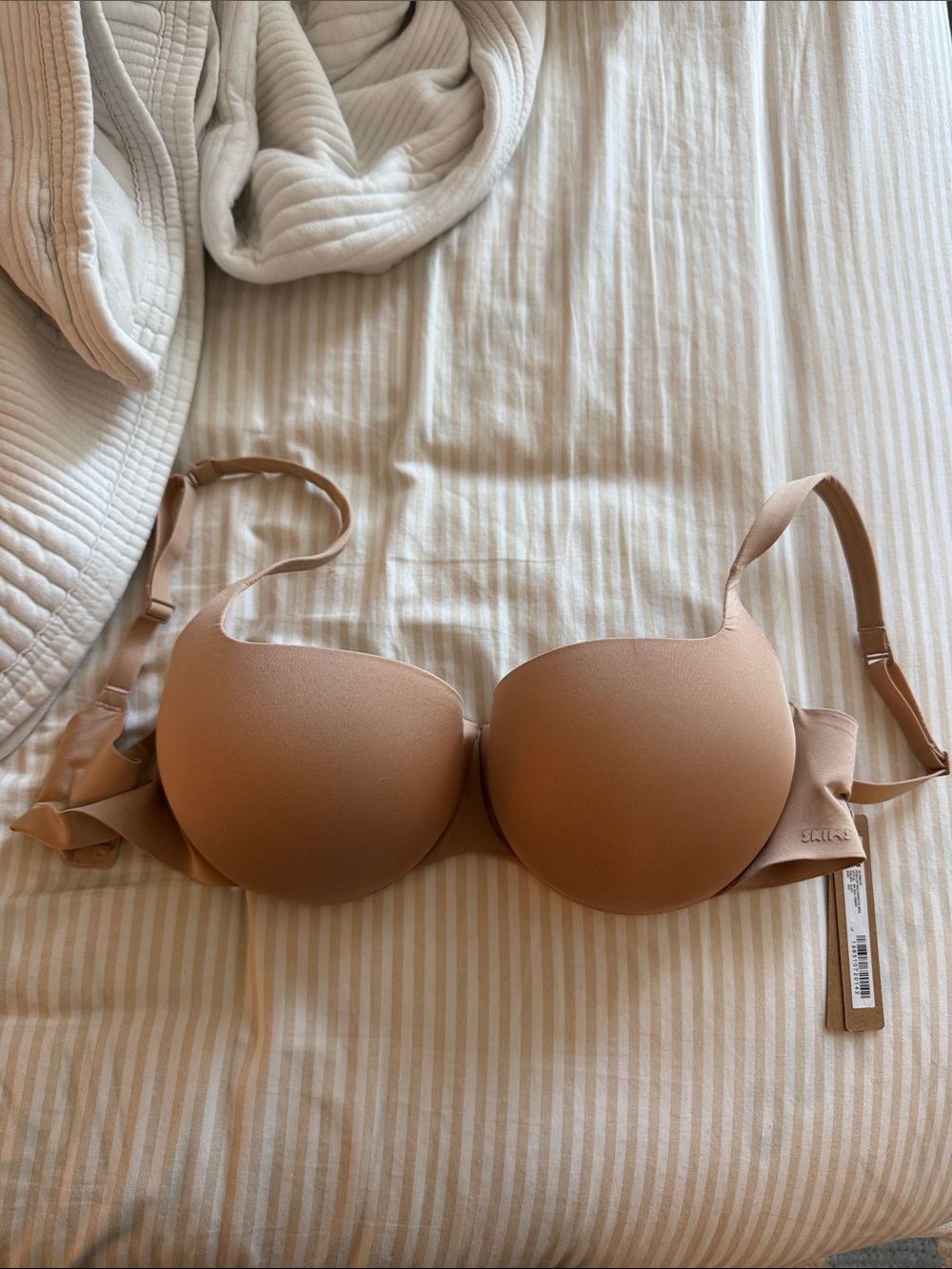 Skims balconette push up bra 34D